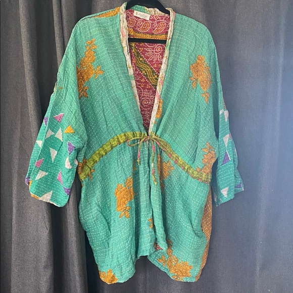 Kantha Bae Shortie Kimono - Picture 2 of 4